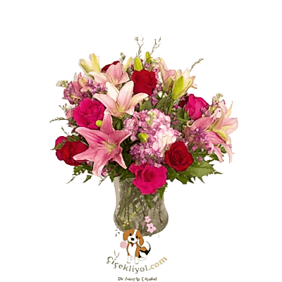 Pink Flowers İn Vase